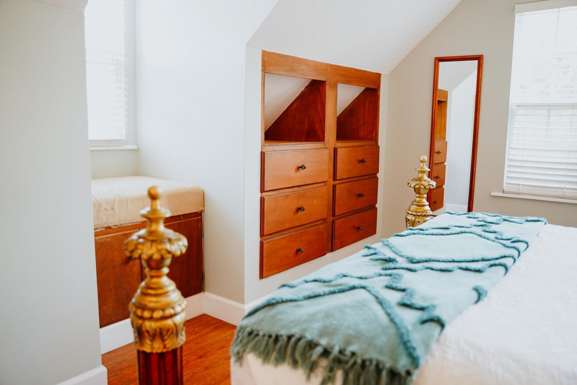 Shangri-La Boutique Bed & Breakfast West Bay 部屋 写真